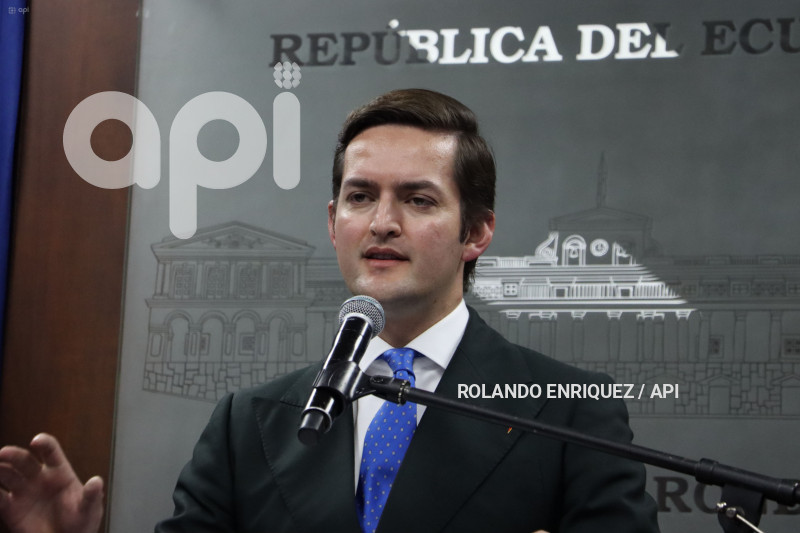 RUEDA-PRENSA-ESTEBAN-TORRES