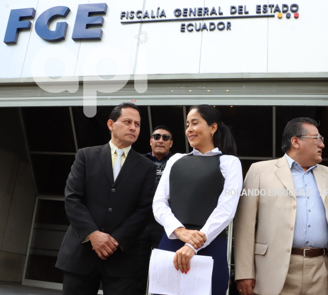DENUNCIA-MOLINA-FISCALIA-PAMELA-AGUIRRE