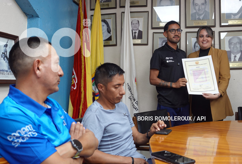 CUENCA-RECONOCIMIENTO-MARCHISTAS-JUEGOS OLIMPICOS