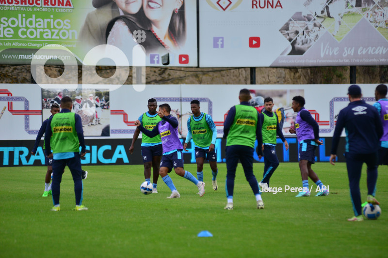 FBL-LIGA PRO ECUABET MUSHUC RUNA CATOLICA.