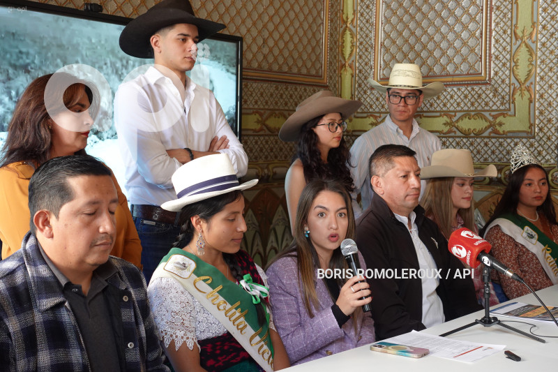 CUENCA-LANZAMIENTO-CABALGATA-VICTORIA DEL PORTETE