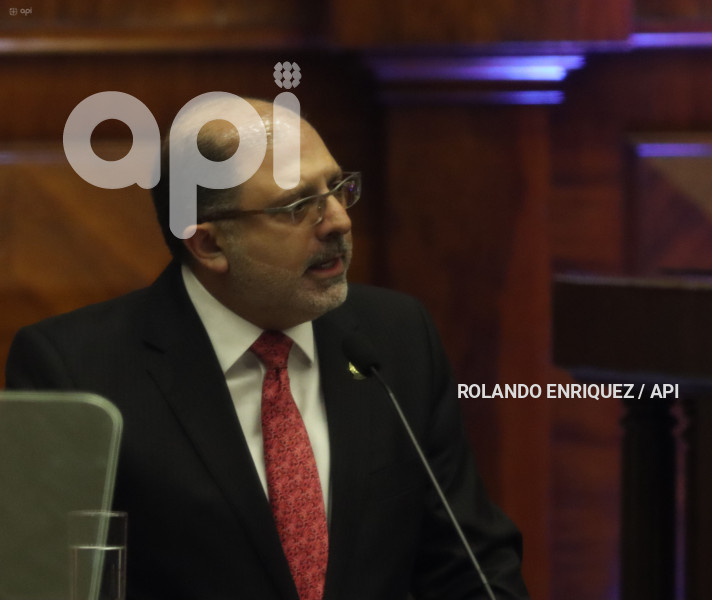 ASAMBLEA-INFORME-NACION-NOBOA