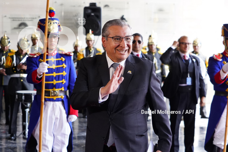 ASAMBLEA-INFORME-NACION-NOBOA
