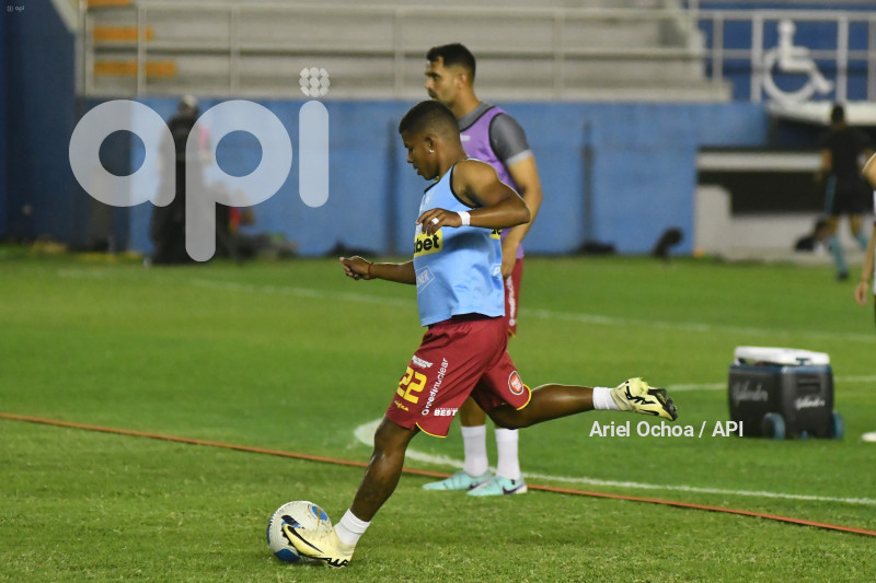 FBL-LIGAPRO-DELFIN-AUCAS