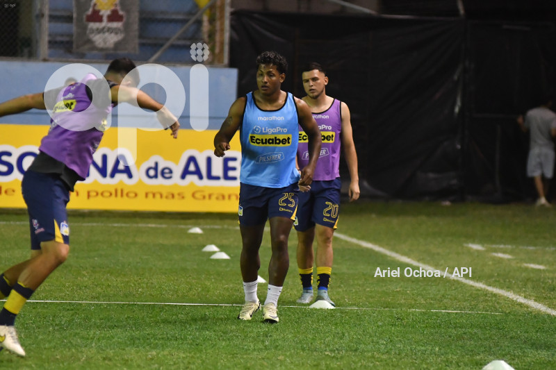 FBL-LIGAPRO-DELFIN-AUCAS