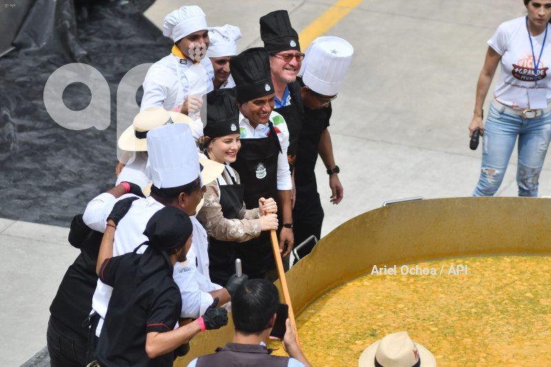PORTOVIEJO-RECORD-GUINNESS-VICHE