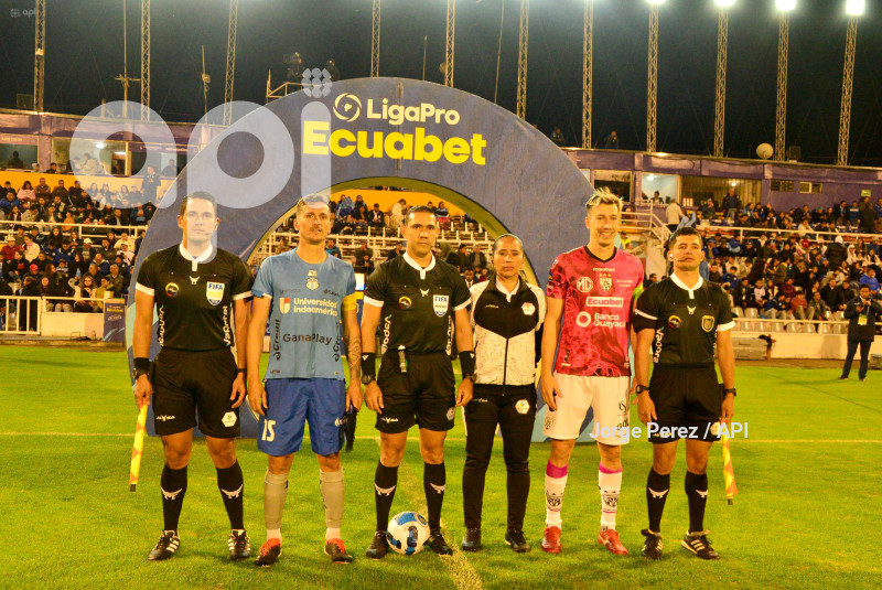 FBL LIGA PRO ECUABET MACARA IDV.