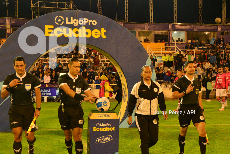 FBL LIGA PRO ECUABET MACARA IDV.