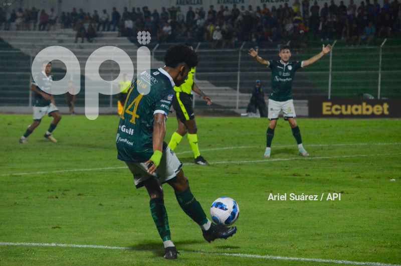FBL-LIGAPRO-ORENSE-CUMBAYÁ