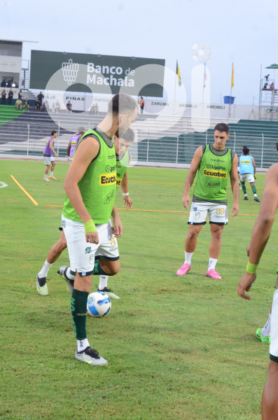 FBL-LIGAPRO-ORENSE-CUMBAYÁ