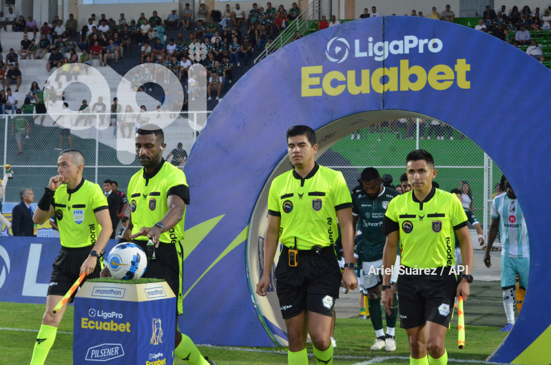 FBL-LIGAPRO-ORENSE-CUMBAYÁ