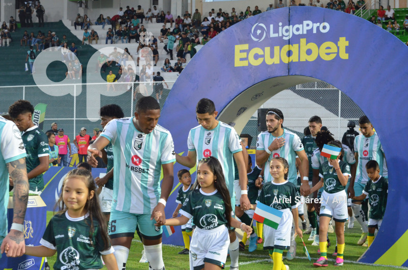 FBL-LIGAPRO-ORENSE-CUMBAYÁ