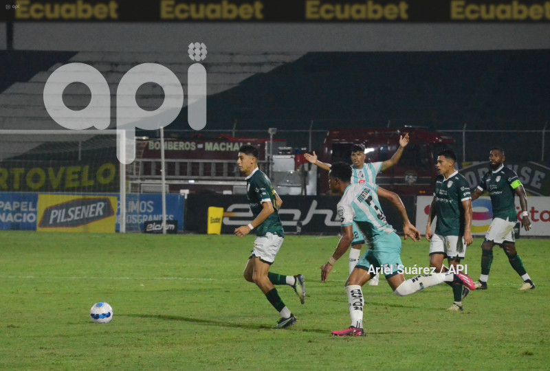 FBL-LIGAPRO-ORENSE-CUMBAYÁ