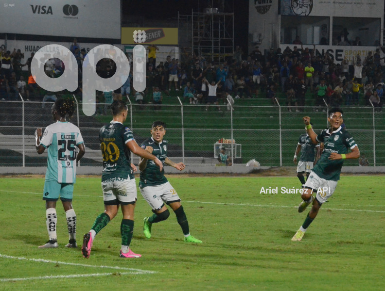 FBL-LIGAPRO-ORENSE-CUMBAYÁ
