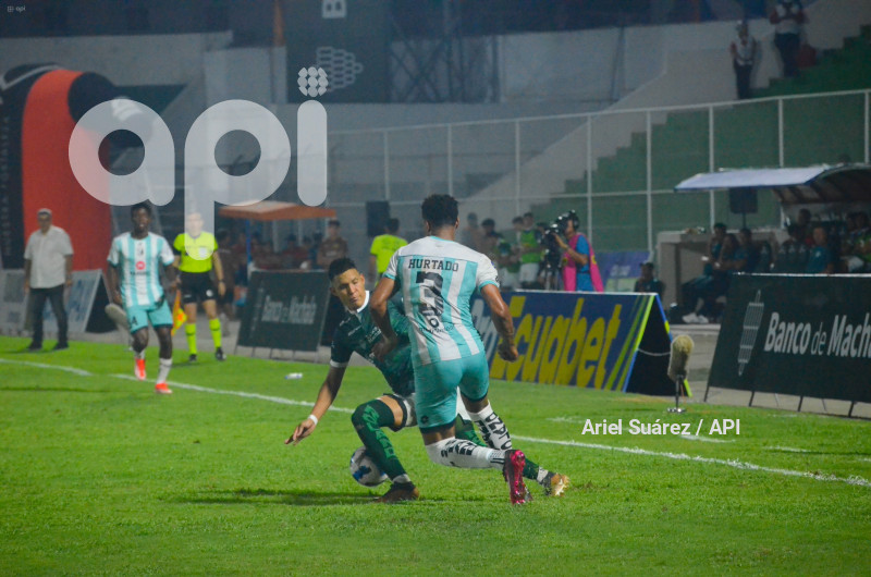 FBL-LIGAPRO-ORENSE-CUMBAYÁ