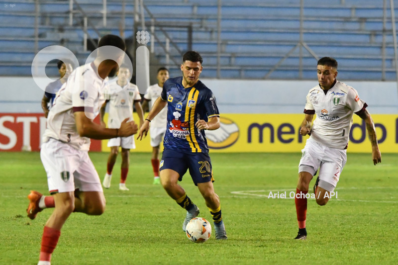 FBLSUDAMERICANA-DELFIN-REAL TOMAYAPO
