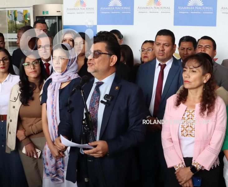 ASAMBLEISTA-PATRICIO-CHAVEZ