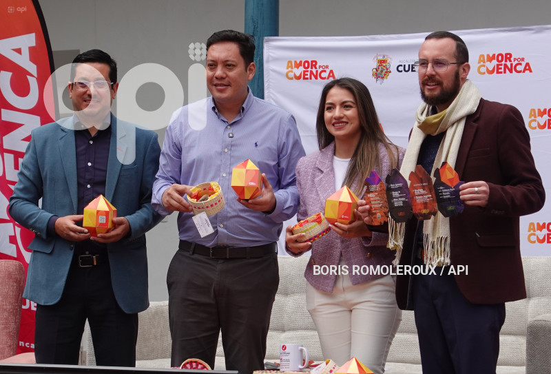 CUENCA-LANZAMIENTO-CORPUS CRISTI-ALCALDE