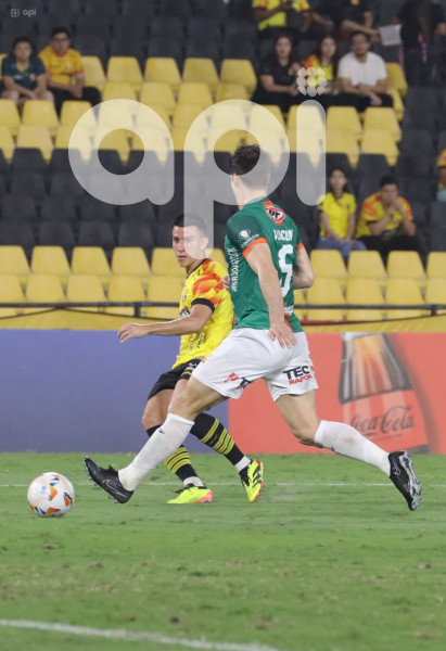 FBL-LIBERTADORES-BARCELONA-COBRESAL