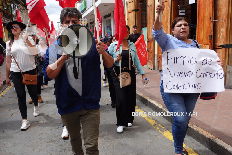 CUENCA-PROTESTA-POR INSUMOS EN HOSPITALES
