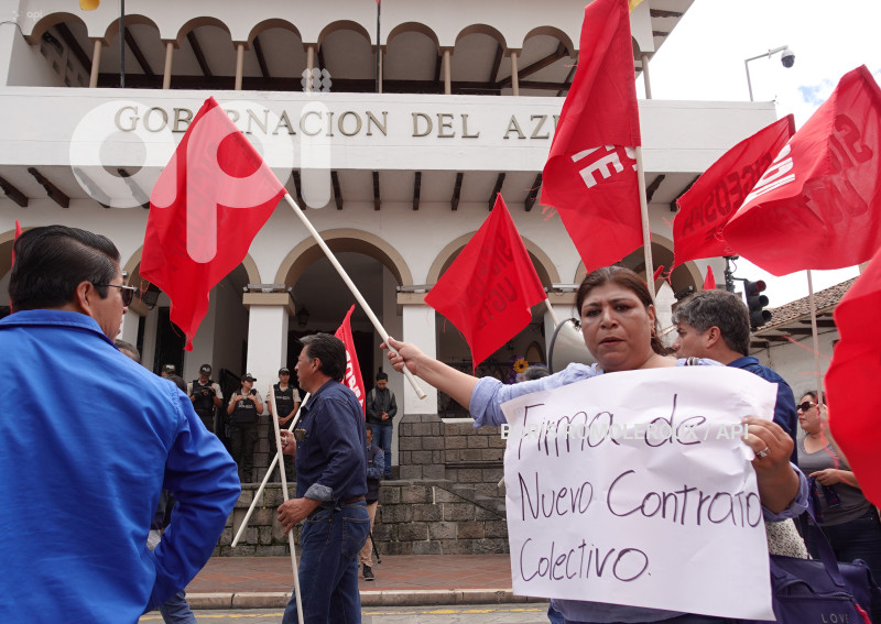 CUENCA-PROTESTA-POR INSUMOS EN HOSPITALES