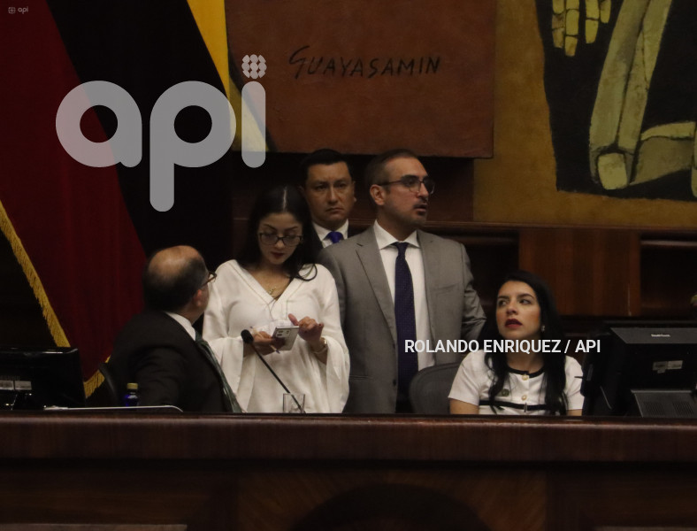 ASAMBLEA-SUCESION-PRESIDENCIAL