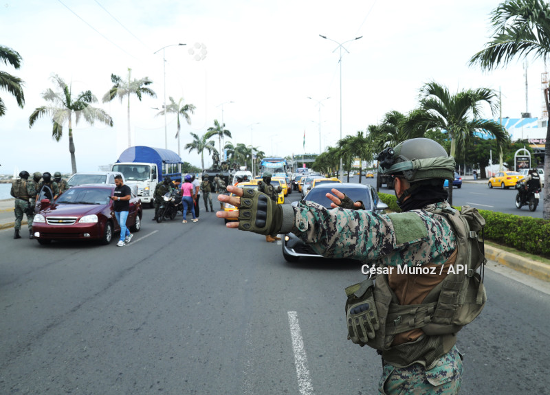 GYE-OPERATIVOS MANTA
