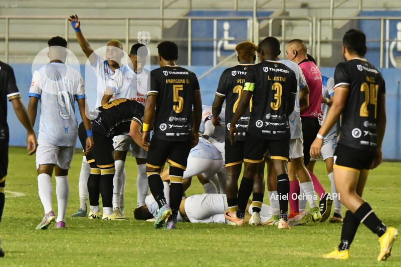FBL-SERIE B-MANTA-LEONES DEL NORTE