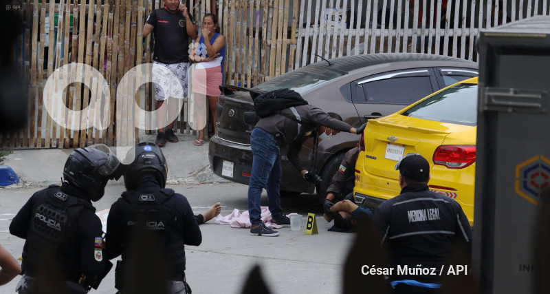 MANTA-DOBLE SICARIATO
