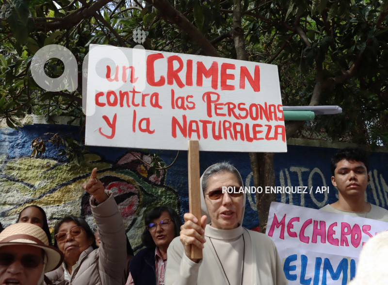 PLANTON-APAGUEN-MECHEROS-CORTE-CONSTITUCIONAL