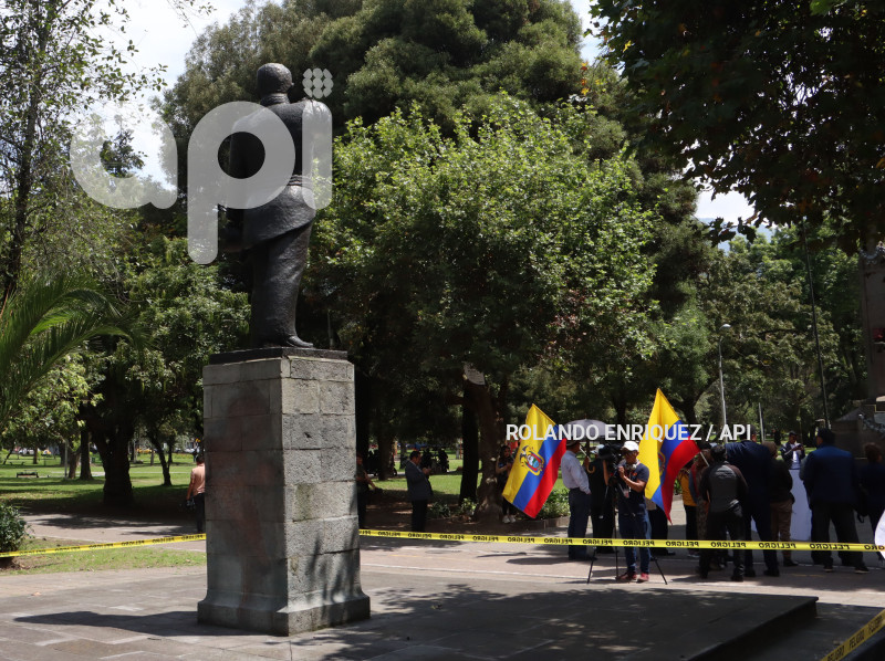VANDALIZARON-MONUMENTO-ELOY -ALFARO