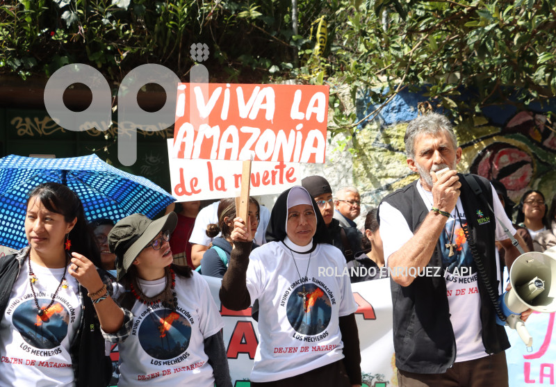 PLANTON-APAGUEN-MECHEROS-CORTE-CONSTITUCIONAL