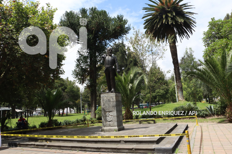 VANDALIZARON-MONUMENTO-ELOY -ALFARO