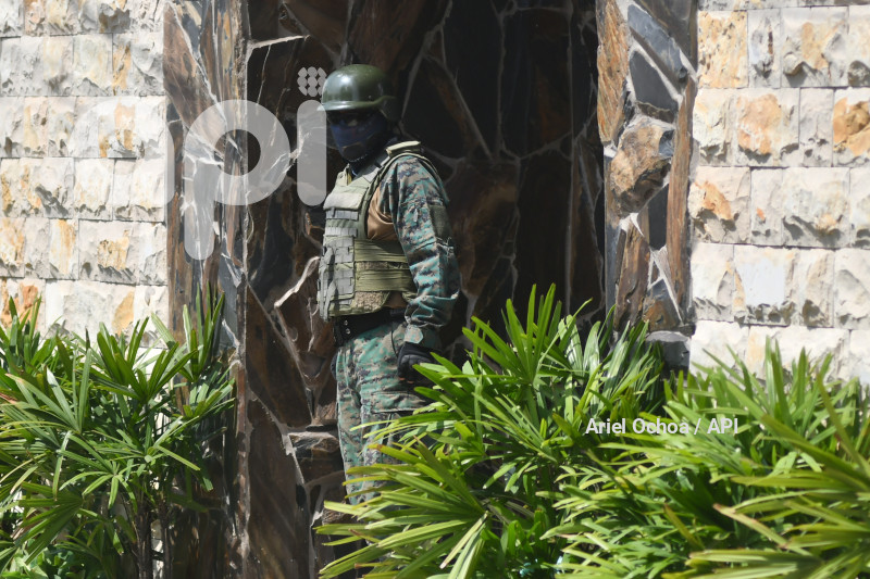 MANTA-ALLANAMIENTOS-SAN AGUSTIN-MILITARES