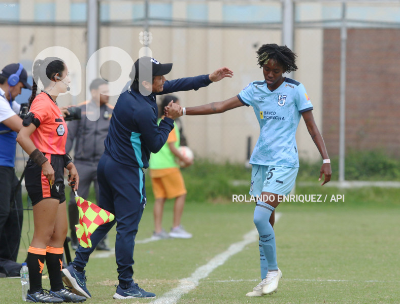 FBL-SUPERLIGA-FEMENINA-CATOLICA-TOREROS