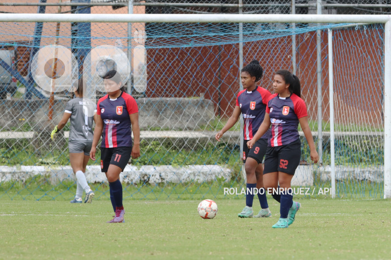 FBL-SUPERLIGA-FEMENINA-NANAS-DEP-IBARRA