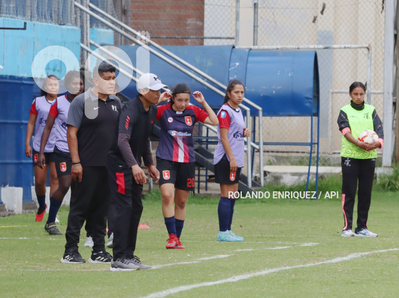 FBL-SUPERLIGA-FEMENINA-NANAS-DEP-IBARRA