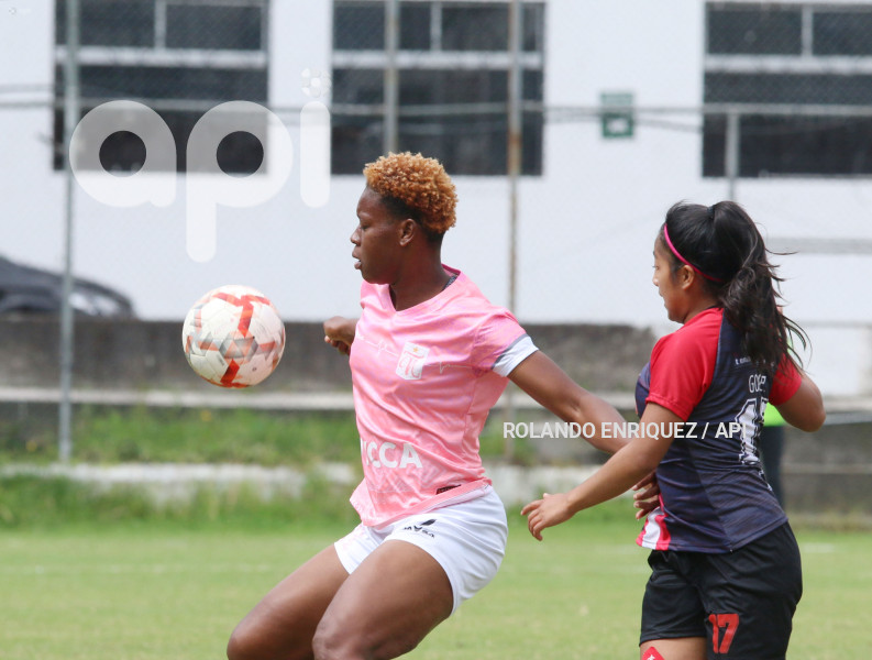 FBL-SUPERLIGA-FEMENINA-NANAS-DEP-IBARRA