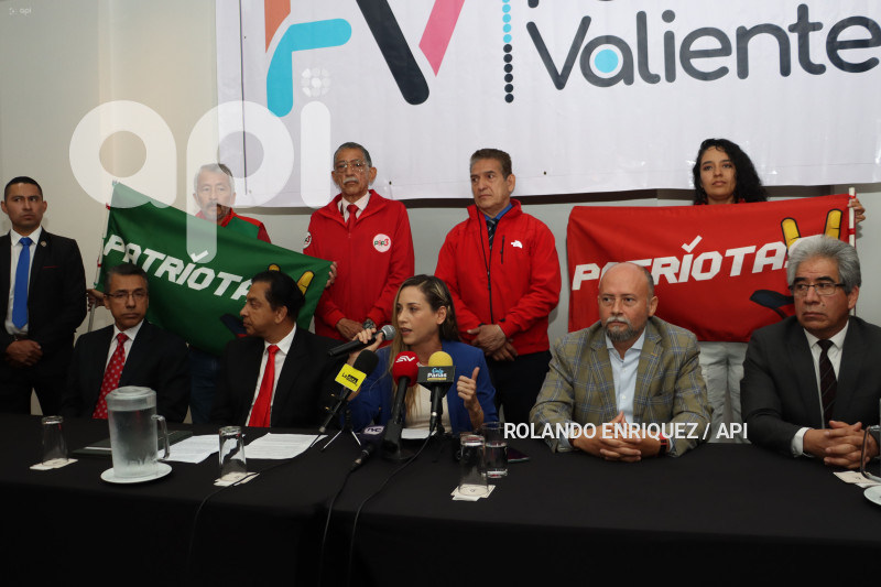 CANDIDATA-PRESIDENCIA-ANDREA-GONZALEZ