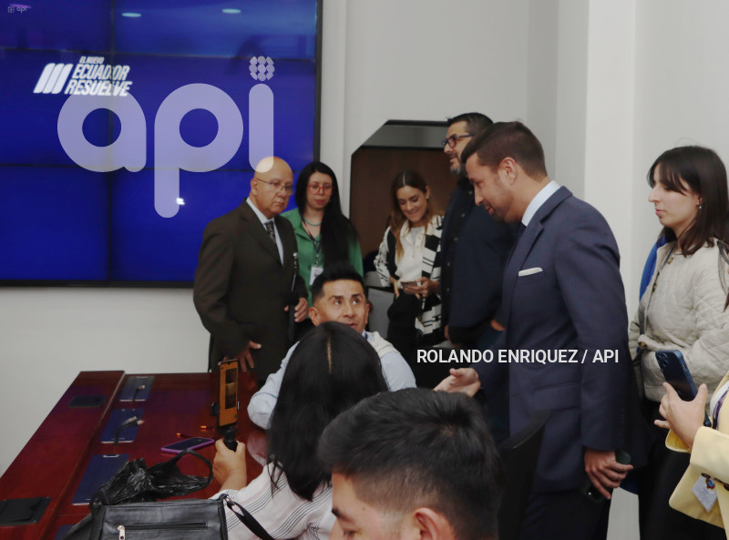 ESTEBAN-TORRES-RUEDA-PRENSA