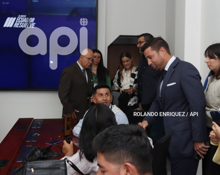 ESTEBAN-TORRES-RUEDA-PRENSA