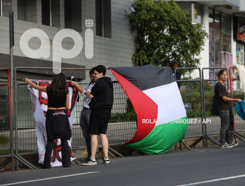 PLANTON--FAVOR-PALESTINA-EMBAJADA-ISRAEL