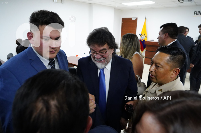 AUDIENCIA UCE CES