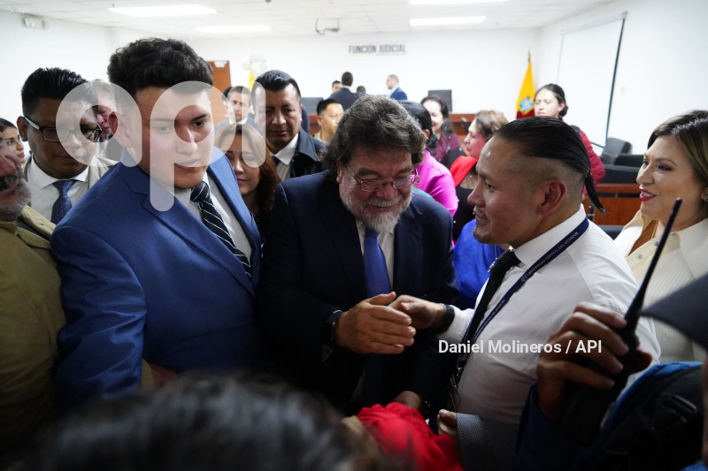 AUDIENCIA UCE CES
