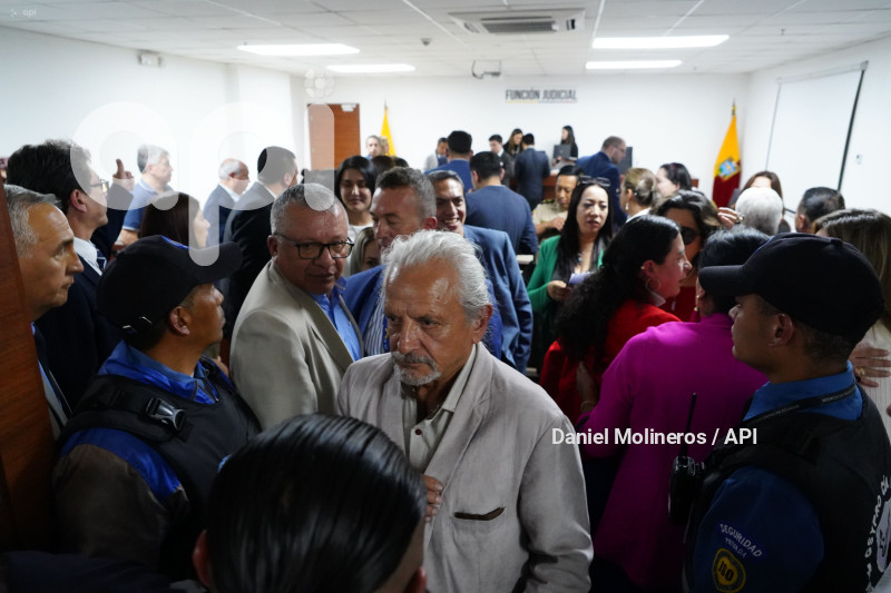 AUDIENCIA UCE CES