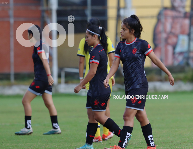 FBL-SUPERLIGA-FEMENINA-NACIONAL-LEONES-NORTE