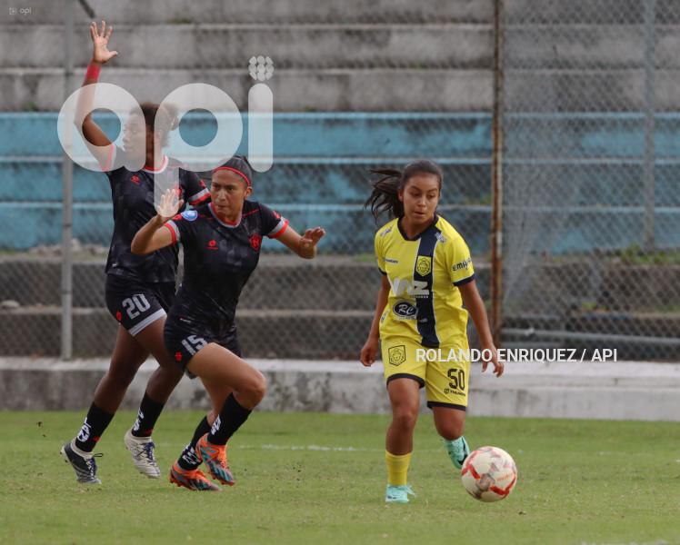 FBL-SUPERLIGA-FEMENINA-NACIONAL-LEONES-NORTE