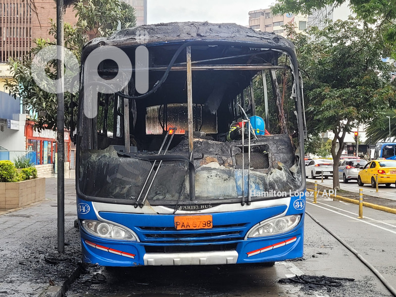 UIO INCENDIO BUS