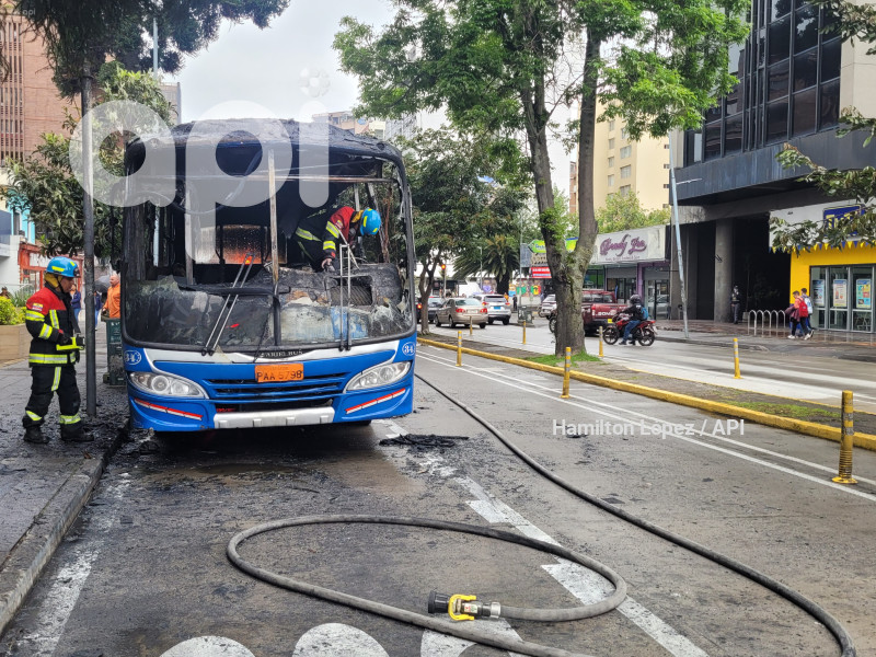 UIO INCENDIO BUS