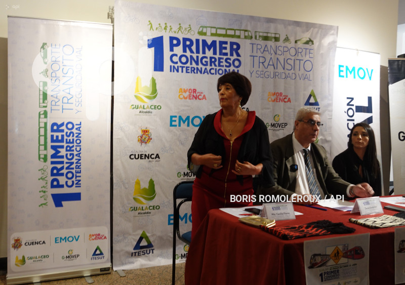 CUENCA-LANZAMIENTO-PRIMER CONGRESO-TRANSPORTE TRANSITO